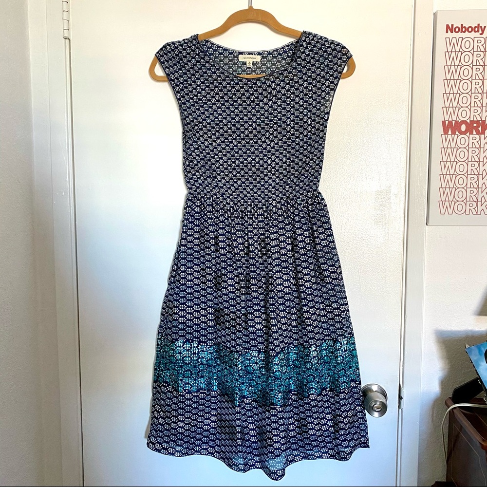 Max Studio Chiffon Mermaid Pattern Dress - Picture 2 of 6